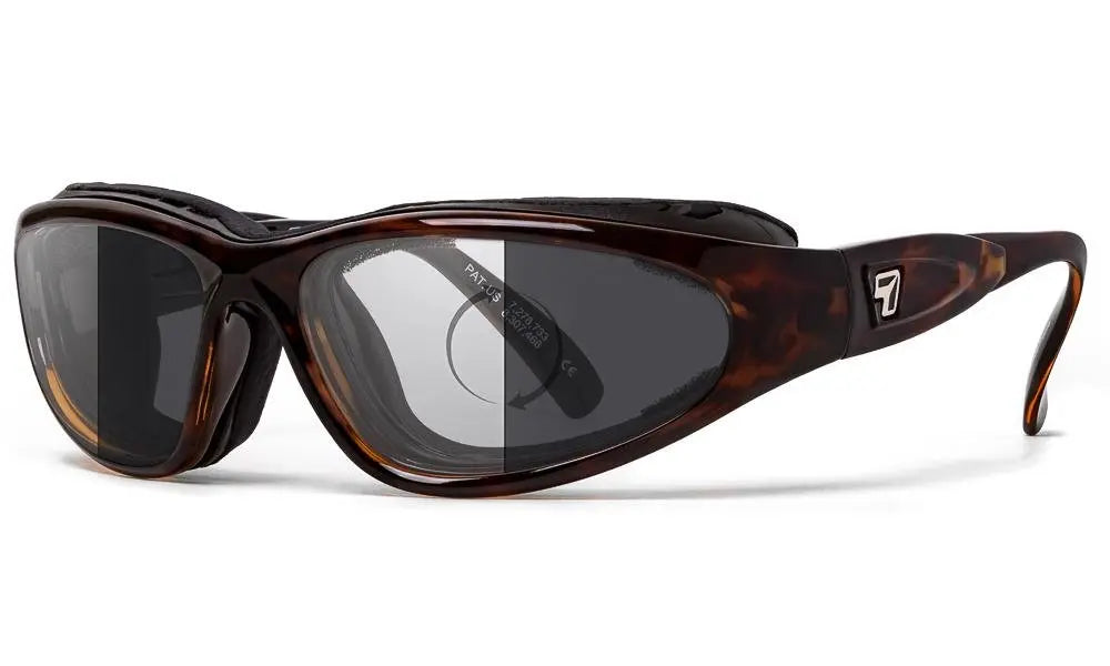 7Eye by Panoptx Cape Sunglasses – Dark Tortoise Frame with Photochromic Eclypse NXT lenses
