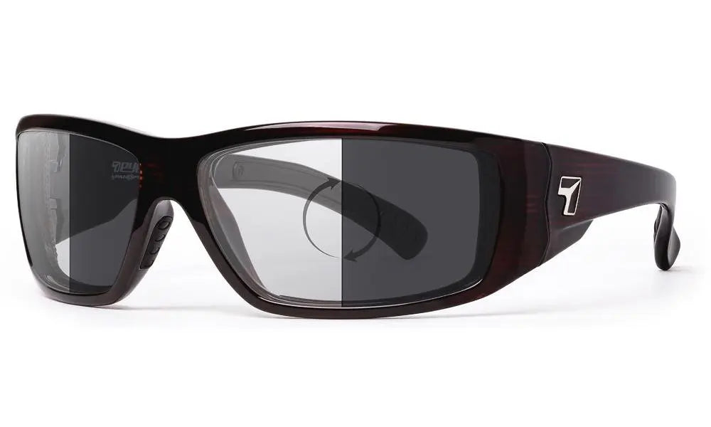 7Eye by Panoptx Maestro Sunglasses – Mahogany frame with Photochromic Eclypse lenses